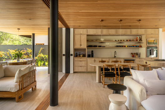JV Residence / Pitta Arquitetura JV Residence / Pitta Arquitetura - Interior Photography, Kitchen, Wood, Table, Chair