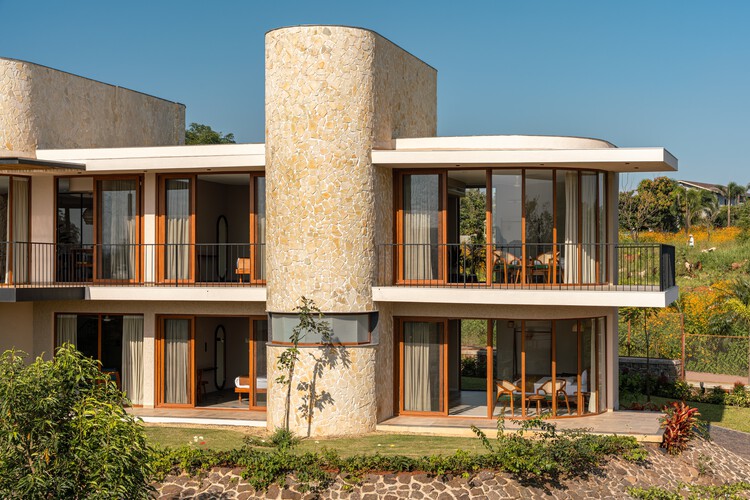 Amoha Villas / Atelier Landschaft - Exterior Photography, Balcony, Column