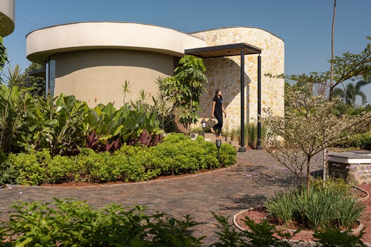 Amoha Villas / Atelier Landschaft - Exterior Photography, Garden