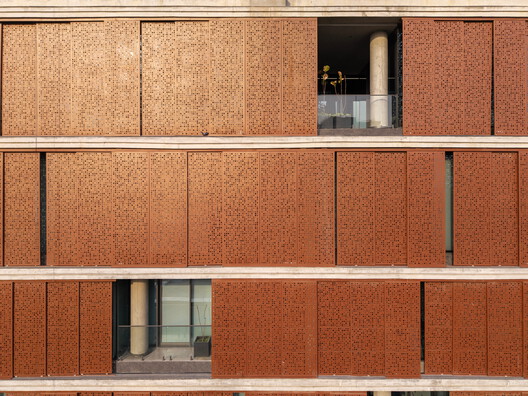 The Light and Black Workplace / MODO Designs The Light and Black Workplace / MODO Designs - Interior Photography, Brick