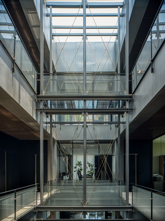 The Light and Black Workplace / MODO Designs The Light and Black Workplace / MODO Designs - Image 22 of 36