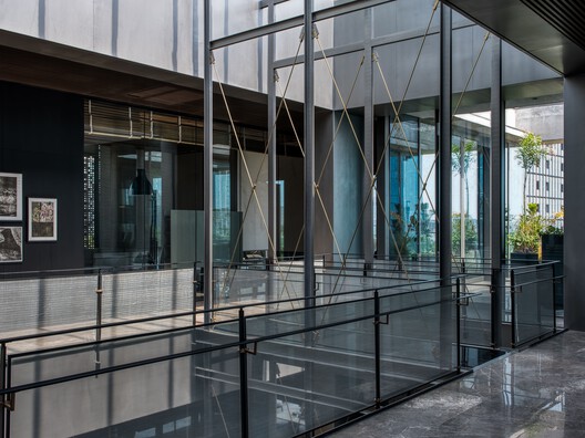 The Light and Black Workplace / MODO Designs The Light and Black Workplace / MODO Designs - Image 21 of 36