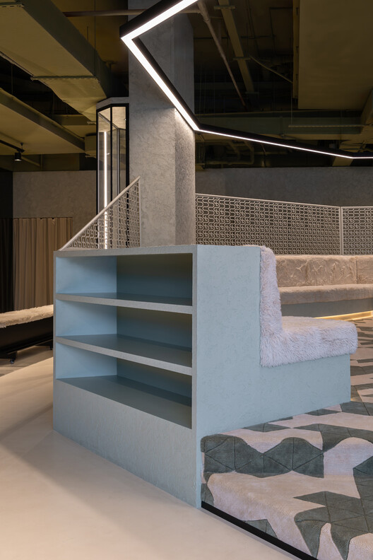 Send Location Flagship Store / MEAN* (Middle East Architecture Network) - Image 10 of 24