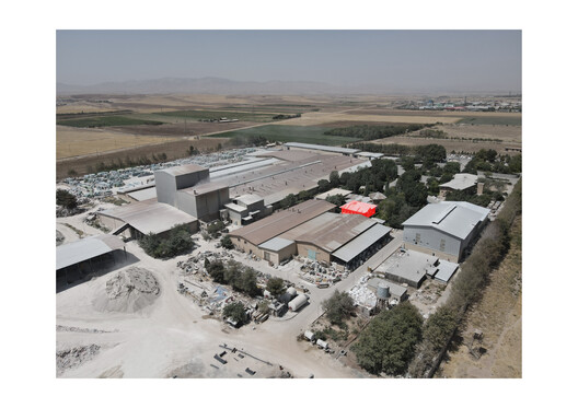 Wall-Less Gallery / Sepide Elmi Wall-Less Gallery / Sepide Elmi - Image 20 of 30