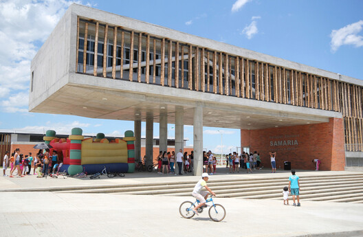 When the School Becomes the City: Community-Centered Projects in the Global South - Image 10 of 34