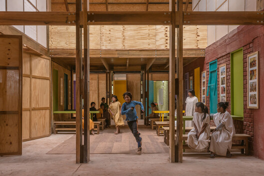 When the School Becomes the City: Community-Centered Projects in the Global South - Image 22 of 34