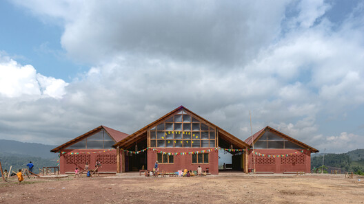 When the School Becomes the City: Community-Centered Projects in the Global South - Image 19 of 34