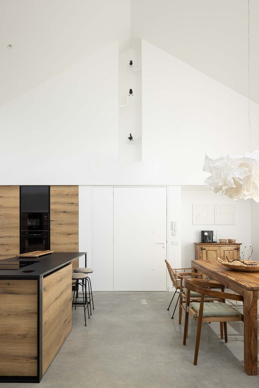 Casinha da Melroeira / Filipe Saraiva Casinha da Melroeira / Filipe Saraiva - Interior Photography, Kitchen, Wood, Lighting, Countertop, Table, Chair