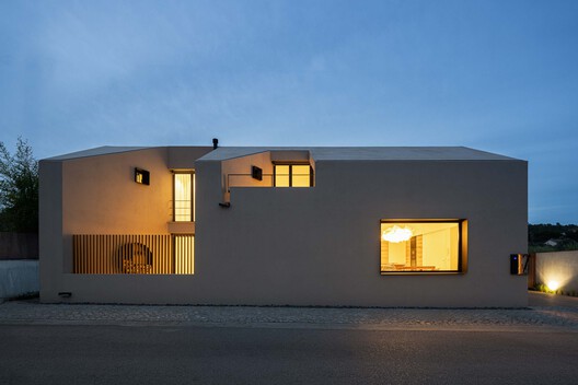 Casinha da Melroeira / Filipe Saraiva Casinha da Melroeira / Filipe Saraiva - Exterior Photography, Concrete