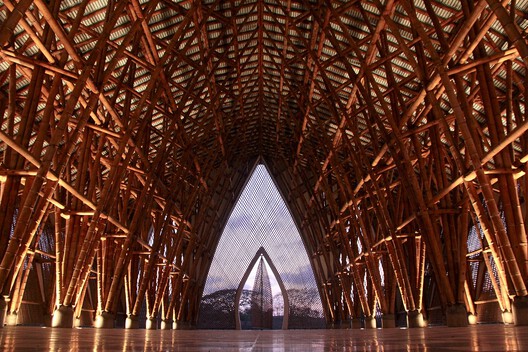 Legacy in Matter: Material Traditions in South American Architecture - Image 13 of 17