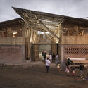 Legacy in Matter: Material Traditions in South American Architecture - Imagen 1 de 4