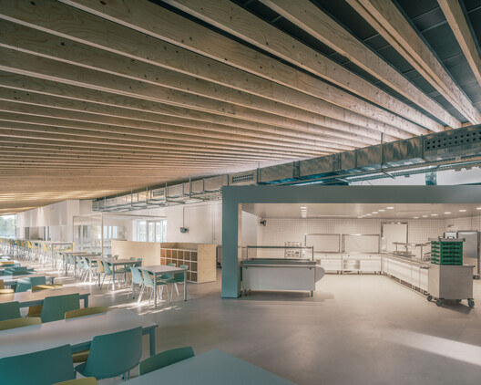 Middle School Cafeteria in Gonesse / MARS Architectes - Interior Photography, Lighting, Chair