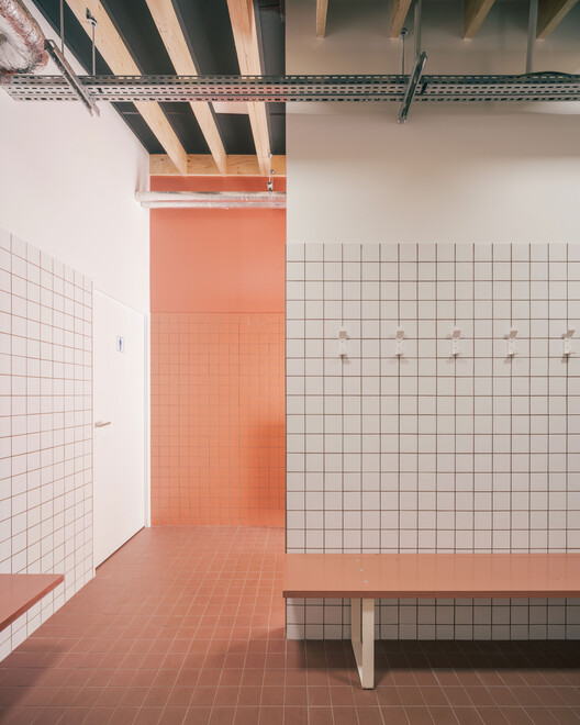 Middle School Cafeteria in Gonesse / MARS Architectes - Image 17 of 34