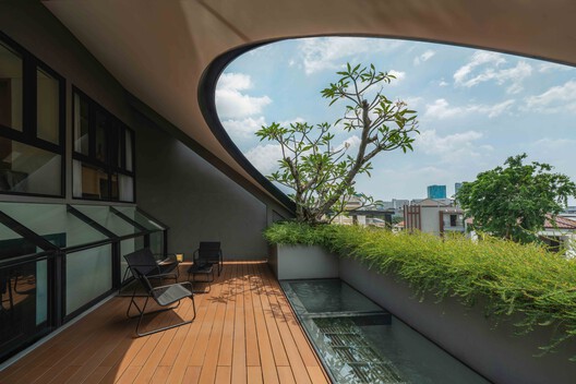 House of Dentist Couple / RCAB Studio - Interior Photography, Balcony