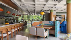 Aqqu Central Café  / AT interiors