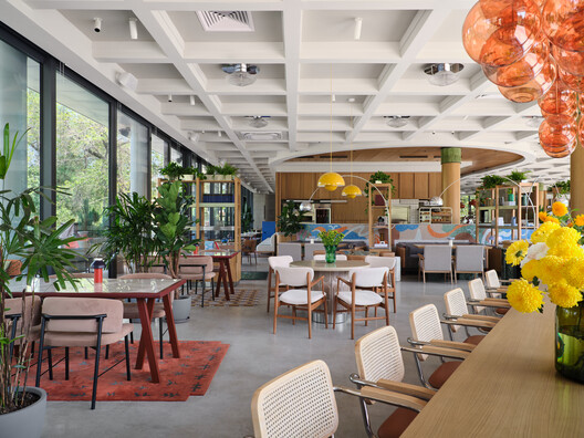 Aqqu Central Café  / AT interiors - Image 6 of 29