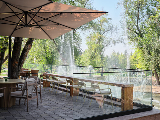 Aqqu Central Café  / AT interiors - Image 27 of 29