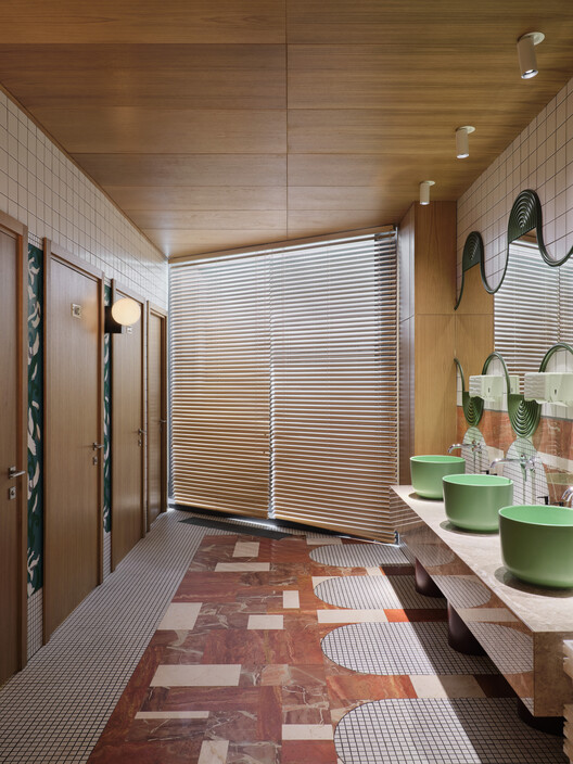 Aqqu Central Café  / AT interiors - Image 24 of 29