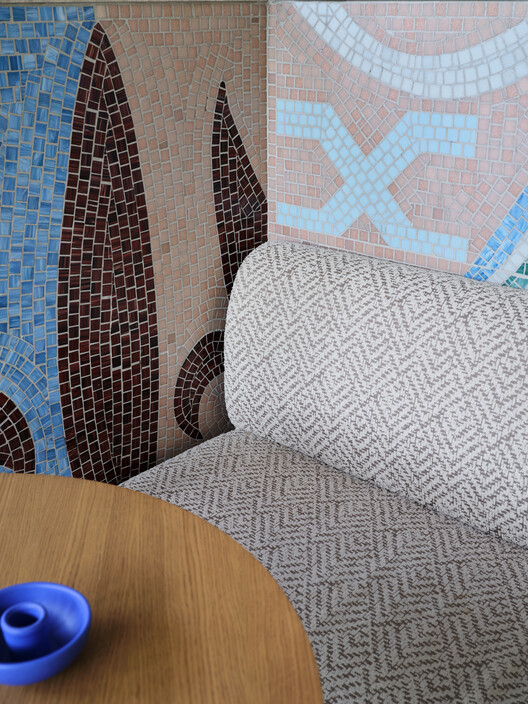 Aqqu Central Café  / AT interiors - Image 23 of 29