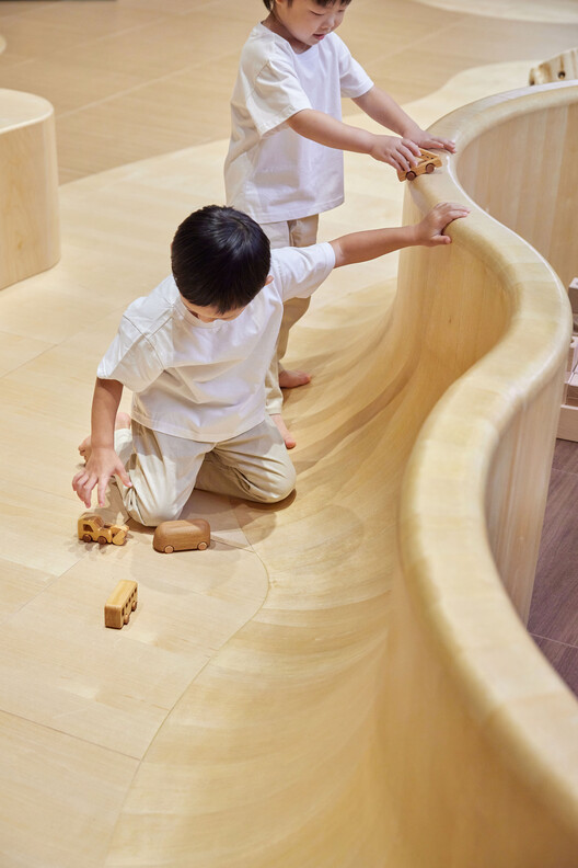 Tokyo Toy Museum Seoul / maumstudio Tokyo Toy Museum Seoul / maumstudio - Interior Photography, Wood