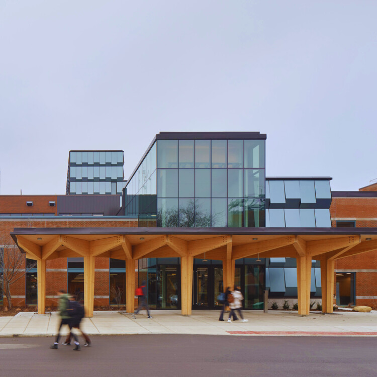 What Happens When Solar Is Treated as a Building Material? - Image 13 of 19