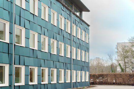 What Happens When Solar Is Treated as a Building Material? - Image 6 of 19