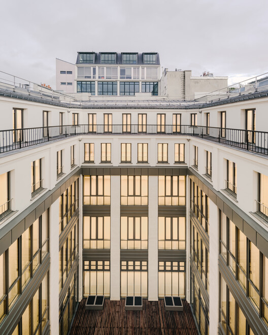Sentier Offices / COVE Architectes + CALQ Architecture Sentier Offices / COVE Architectes + CALQ Architecture - Exterior Photography, Facade