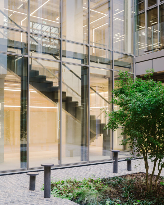 Sentier Offices / COVE Architectes + CALQ Architecture Sentier Offices / COVE Architectes + CALQ Architecture - Exterior Photography, Glass