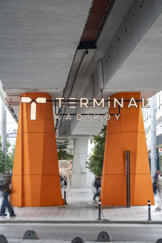 Terminal Kadıköy / Tabanlioglu Architects Terminal Kadıköy / Tabanlioglu Architects - Interior Photography, Column