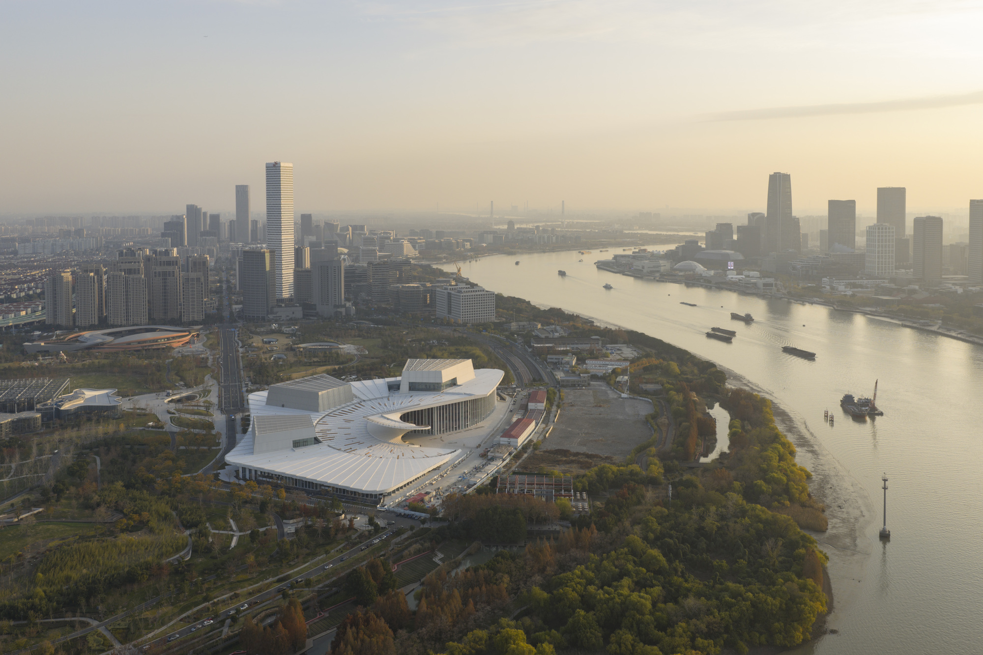 First Look at Snhetta's Shanghai Grand Opera House as Construction Nears Completion