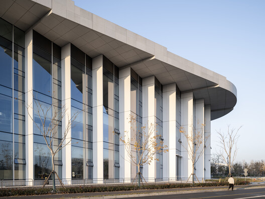 First Look at Snøhetta’s Shanghai Grand Opera House as Construction Nears Completion - Image 24 of 27