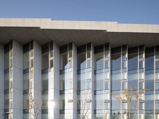First Look at Snøhetta’s Shanghai Grand Opera House as Construction Nears Completion - Image 25 of 27