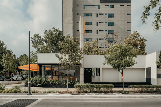 Cafe Maut Restaurant / ECOH + Mitra Cafe Maut Restaurant / ECOH + Mitra - Exterior Photography