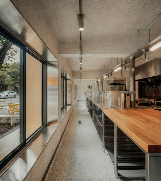 Cafe Maut Restaurant / ECOH + Mitra Cafe Maut Restaurant / ECOH + Mitra - Image 9 of 22