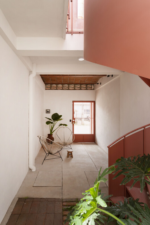 Estudios Estudiantiles 46B / Carmelina & Aurelio Taller de Arquitectura Estudios Estudiantiles 46B / Carmelina & Aurelio Taller de Arquitectura - Fotografía interior