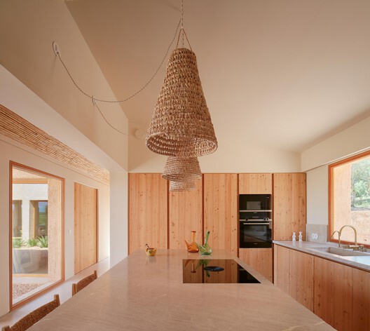 Gallineta House / OAM Oficina d'Arquitectura a Mallorca Gallineta House / OAM Oficina d'Arquitectura a Mallorca - Interior Photography, Kitchen, Wood, Lighting, Countertop, Beam