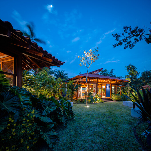 Barão Geraldo House / Gil Mello Arquitetura - Exterior Photography, Garden