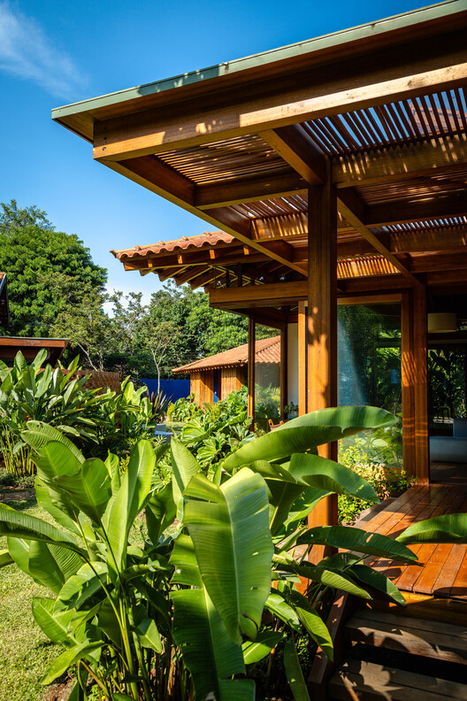 Barão Geraldo House / Gil Mello Arquitetura - Image 15 of 31