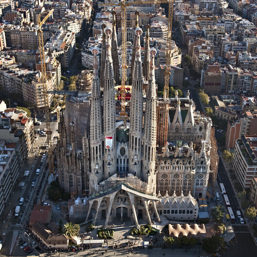 The Final Piece of Gaudí’s Sagrada Familia Central Tower Installed in Barcelona - Image 12 of 12
