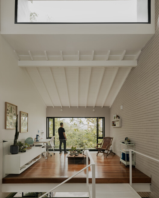 Rehabilitation of Casa P. Colina / DARP - De Arquitectura y Paisaje Rehabilitation of Casa P. Colina / DARP - De Arquitectura y Paisaje - Interior Photography, Kitchen, Wood, Lighting, Beam, Chair