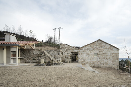 Muimenta Social Center / Eduardo Dipre Mazza + Daniel Gomez Magide + Miguel Angel Diaz Gonzalez - Image 7 of 30