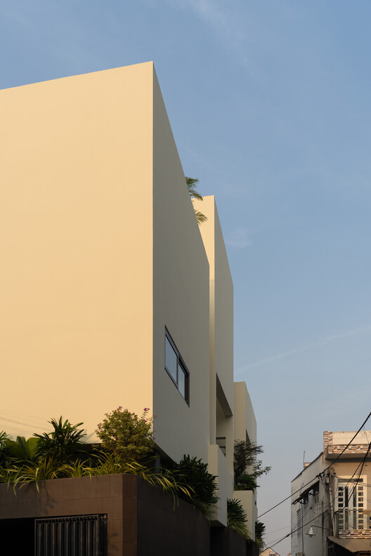 The Gap House / Atelier TAs The Gap House / Atelier TAs - Exterior Photography, Balcony