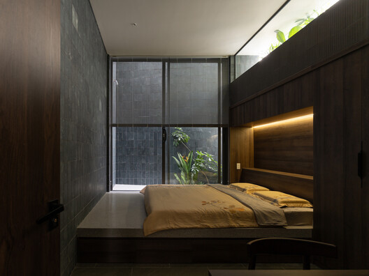 The Gap House / Atelier TAs The Gap House / Atelier TAs - Interior Photography, Bedroom, Wood, Bed, Lighting