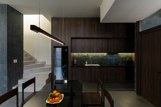 The Gap House / Atelier TAs The Gap House / Atelier TAs - Interior Photography, Kitchen, Wood, Lighting, Countertop, Chair