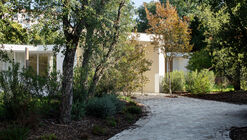 Bouscat Villa / Patrick Arotcharen Architecte