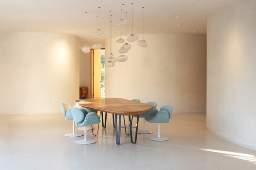 Bouscat Villa / Patrick Arotcharen Architecte - Interior Photography, Dining room, Wood, Chair
