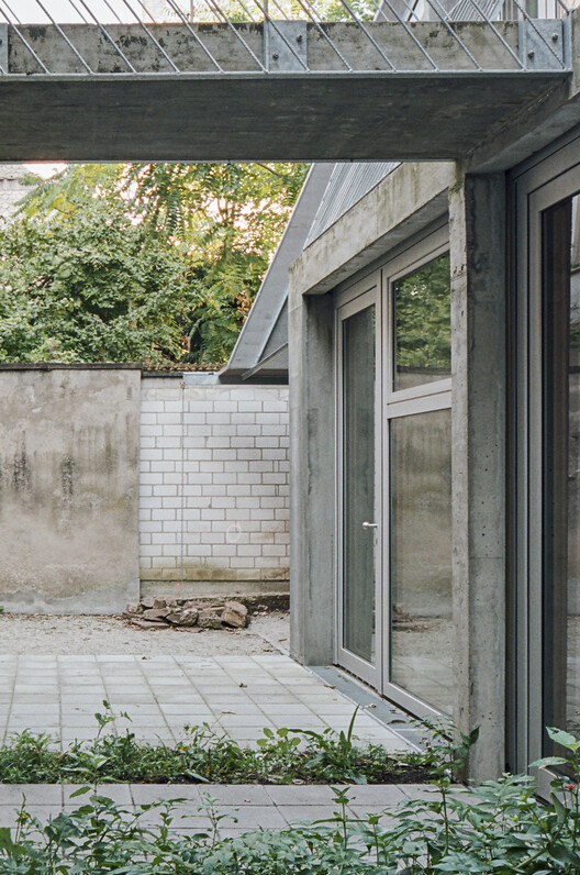 Gott Apartment Building / Amunt Martenson + heramarte - Image 3 of 35