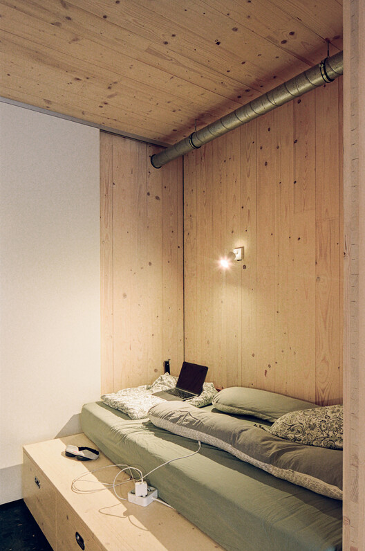 Gott Apartment Building / Amunt Martenson + heramarte - Interior Photography, Bedroom, Wood, Lighting