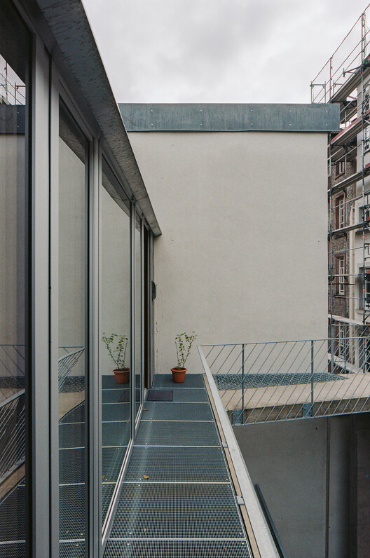 Gott Apartment Building / Amunt Martenson + heramarte - Image 14 of 35