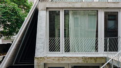Gott Apartment Building / Amunt Martenson + heramarte